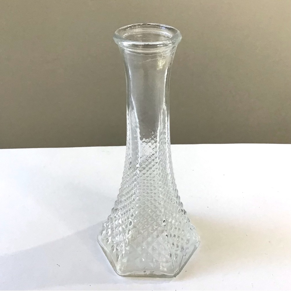 Vintage E.O. Brody Bud Vase 6” Clear Pressed Glass Diamond-Point Hobnail #175